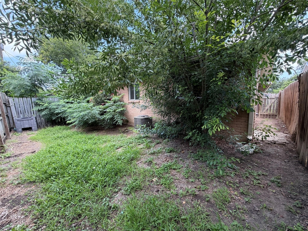 2201 Lanier Dr - Photo 13