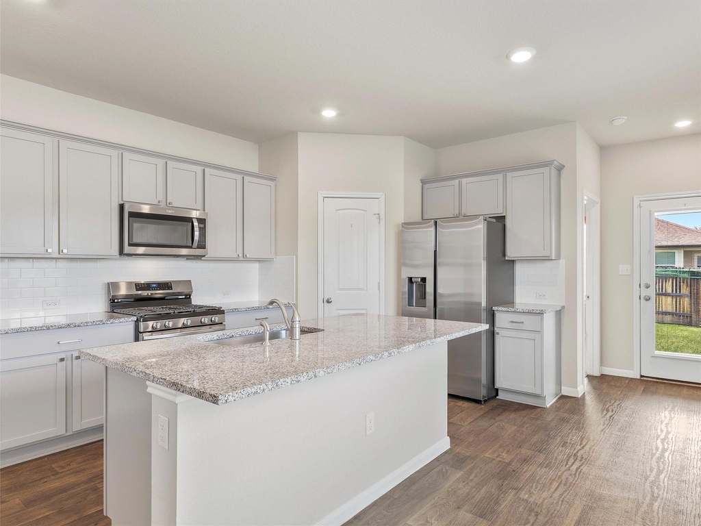 233 Baron Creek Trl - Photo 10
