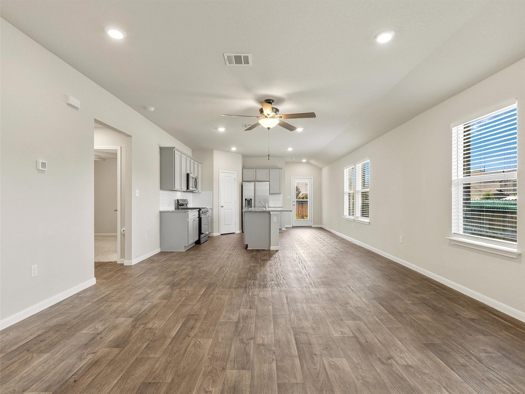 233 Baron Creek Trl - Photo 7