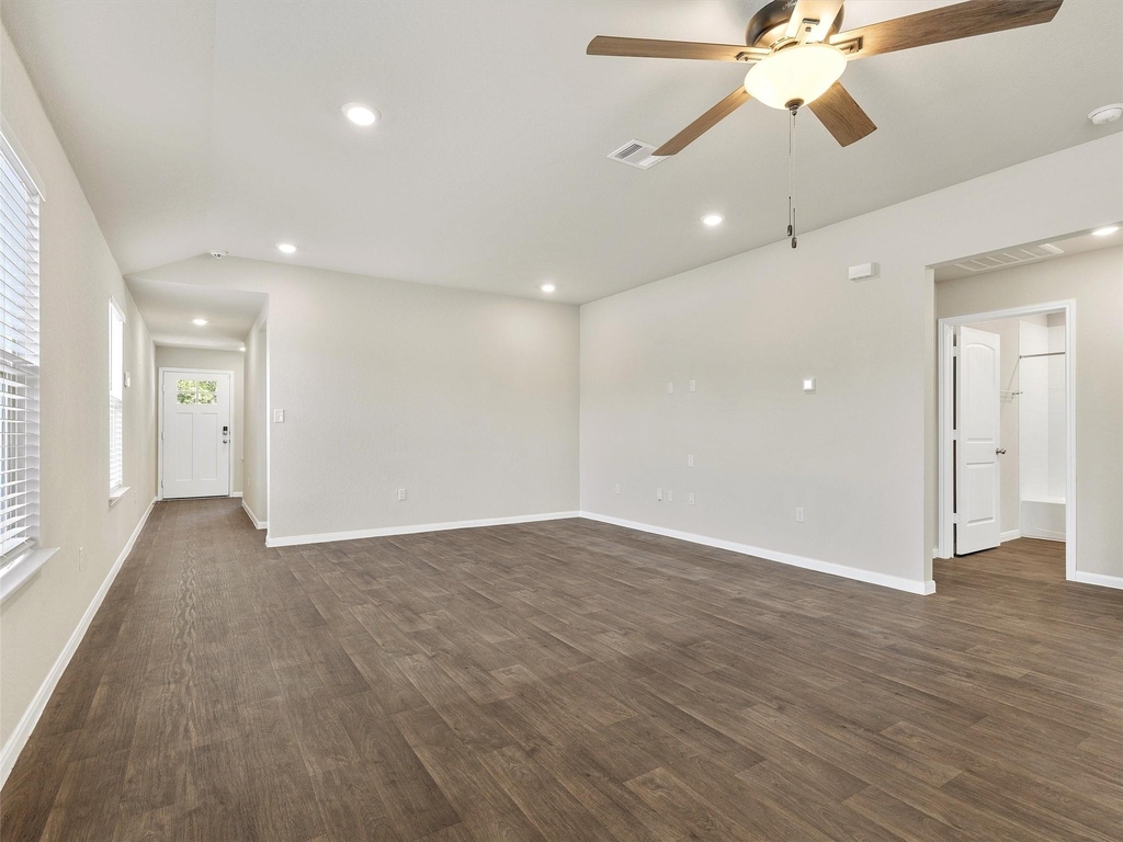233 Baron Creek Trl - Photo 5