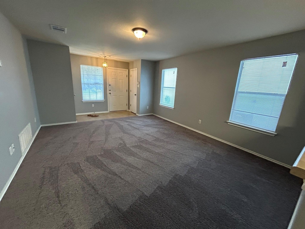 130 Quarter Ave - Photo 2