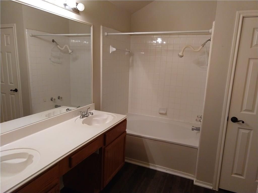 1007 Russwood Cv - Photo 9