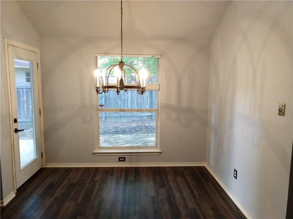 1007 Russwood Cv - Photo 8