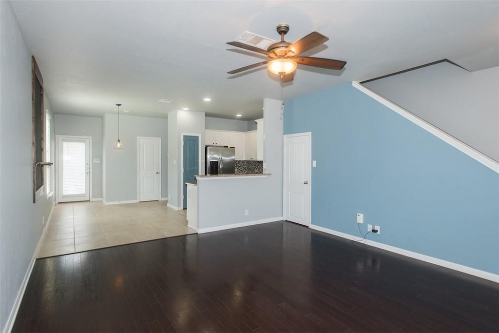 937 Alamo Plaza Dr - Photo 3
