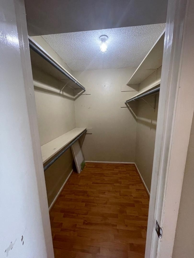 910 Duncan Ln - Photo 11