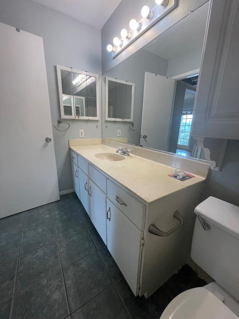 910 Duncan Ln - Photo 9