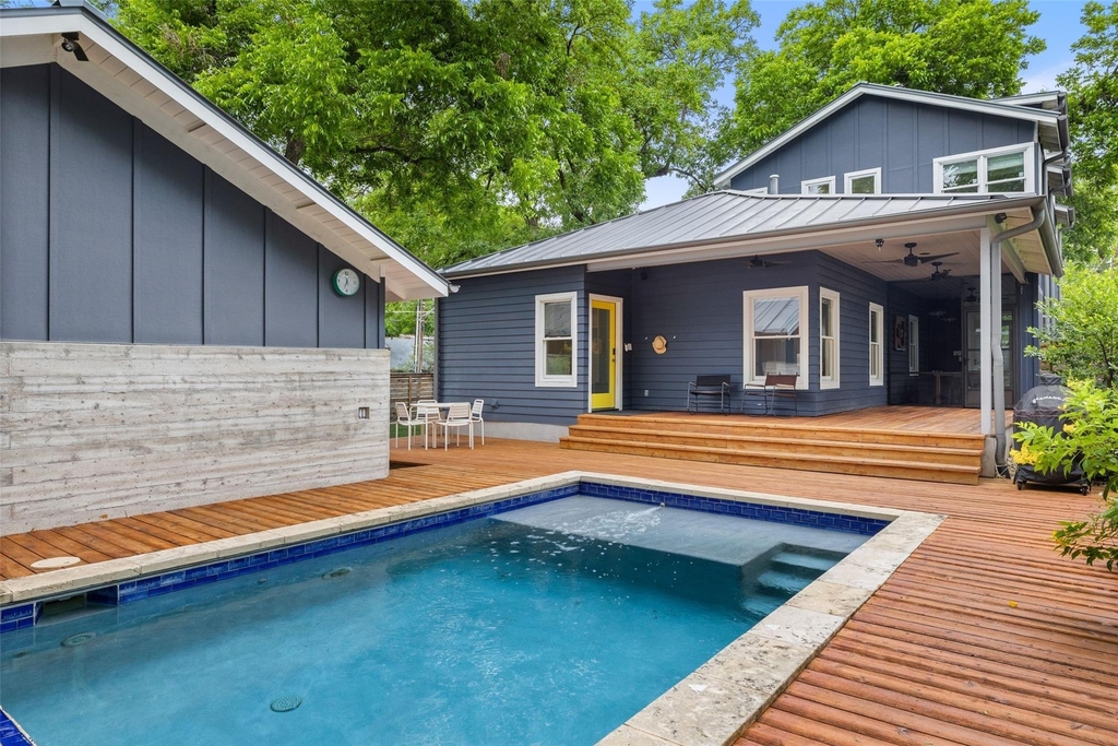 2000 Rundell Pl - Photo 1