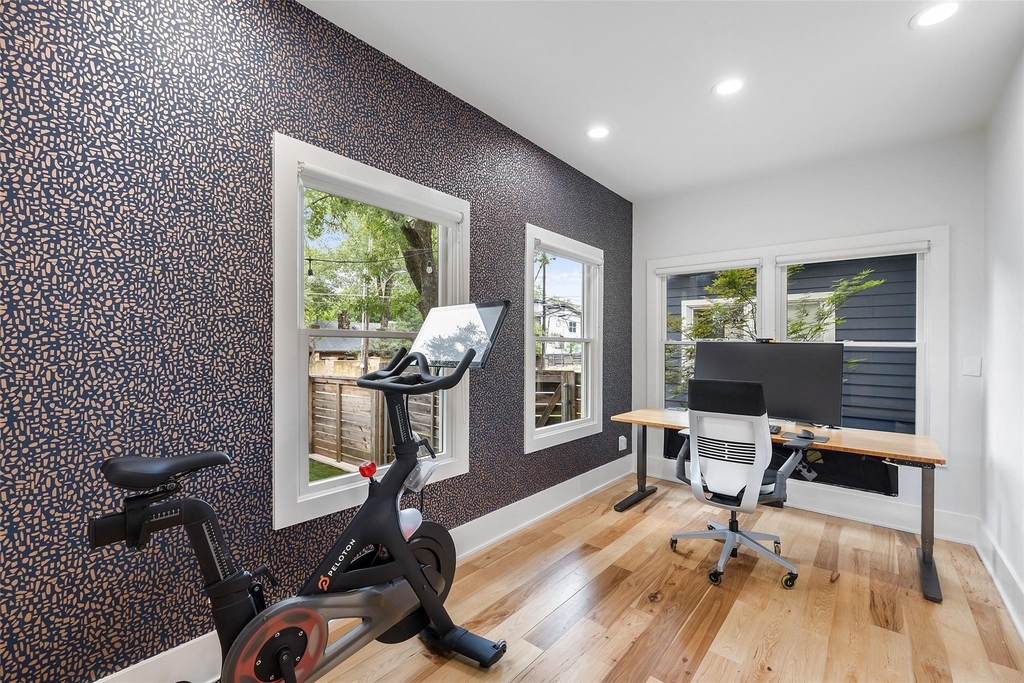 2000 Rundell Pl - Photo 31
