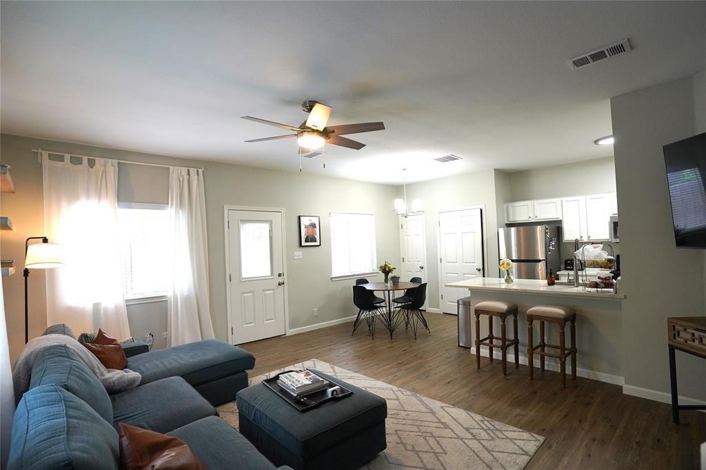 1700 Constantino Cir - Photo 0