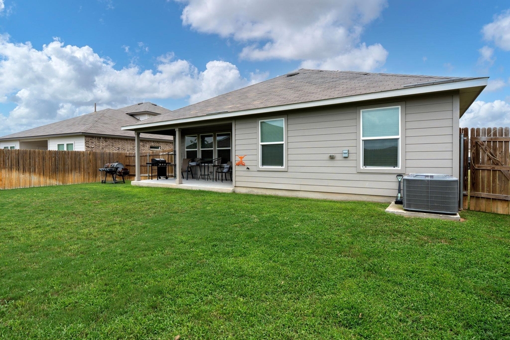 1444 Acorn Wood - Photo 30