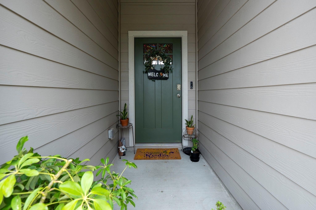 1444 Acorn Wood - Photo 1