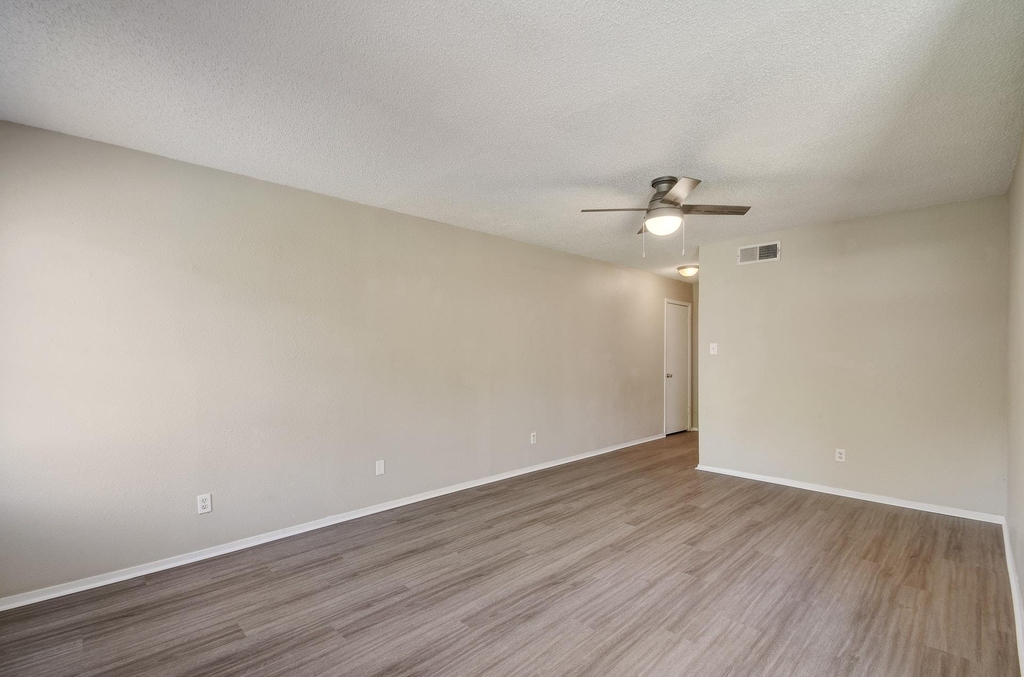 418 Linden St - Photo 7