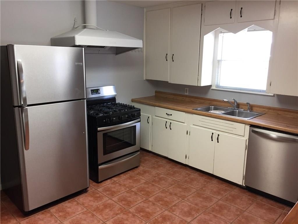 705 Franklin Blvd - Photo 4