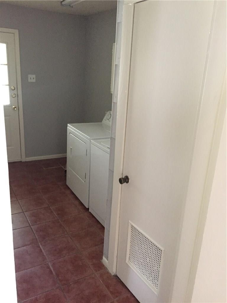 705 Franklin Blvd - Photo 12