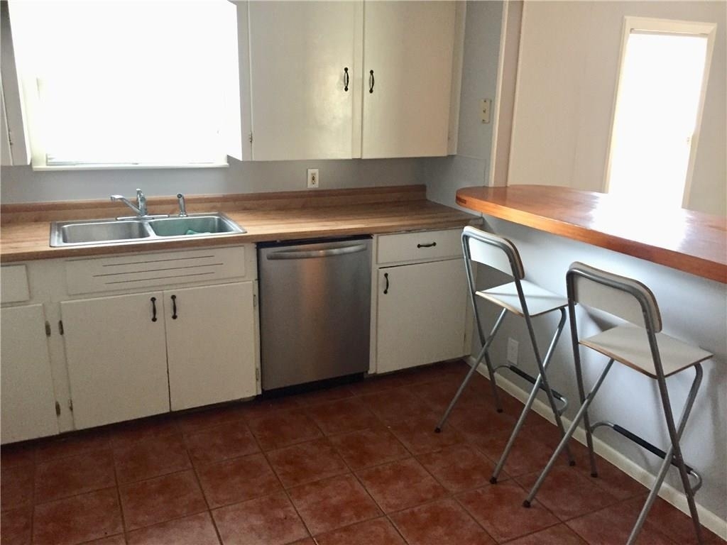 705 Franklin Blvd - Photo 5