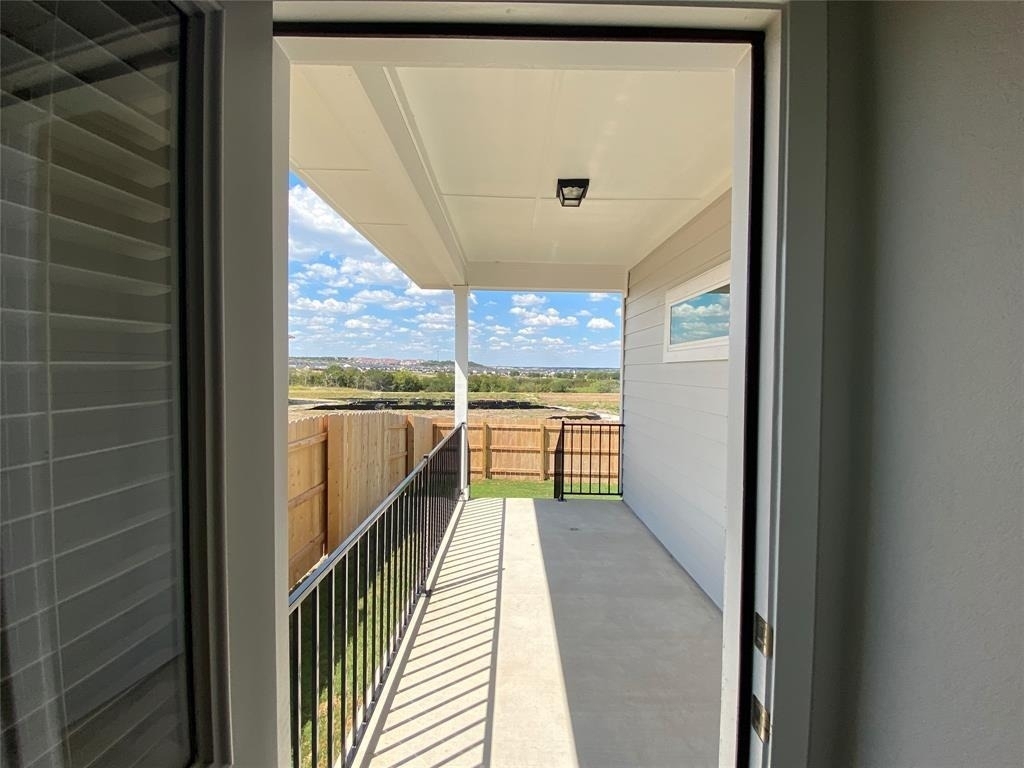11704 Murano Dr - Photo 4