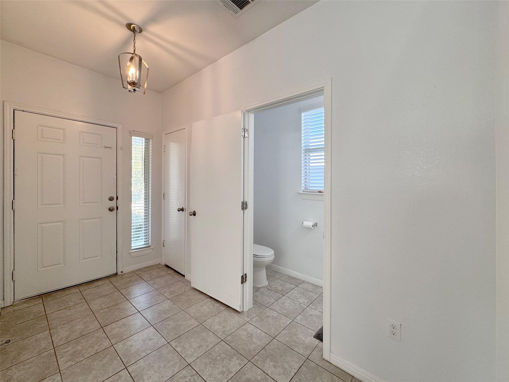 251 Triumph Rd Sw - Photo 5