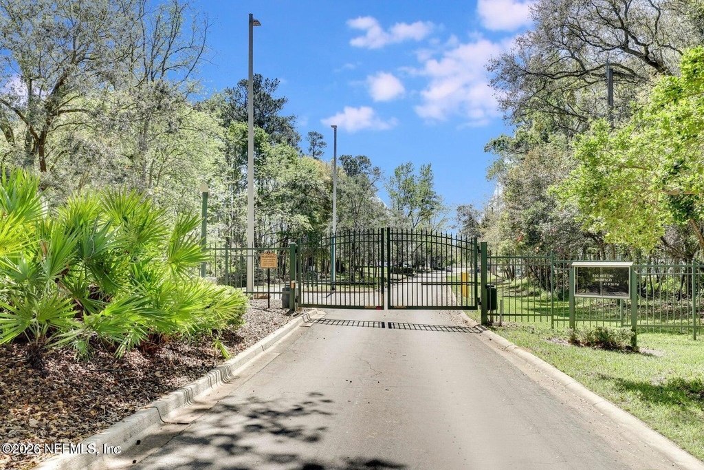 8601 Beach Boulevard - Photo 24