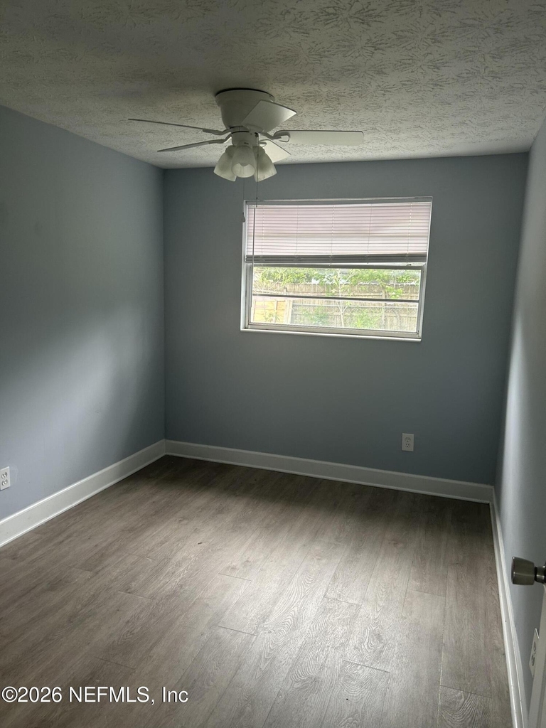 2834 Goldenrod Circle E - Photo 14