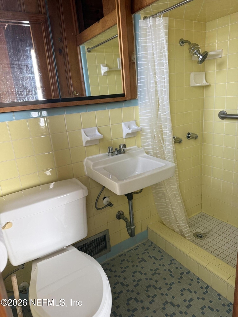 30 Cordova Street - Photo 21