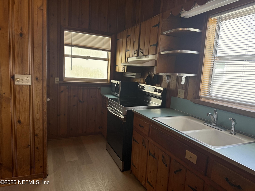 30 Cordova Street - Photo 12