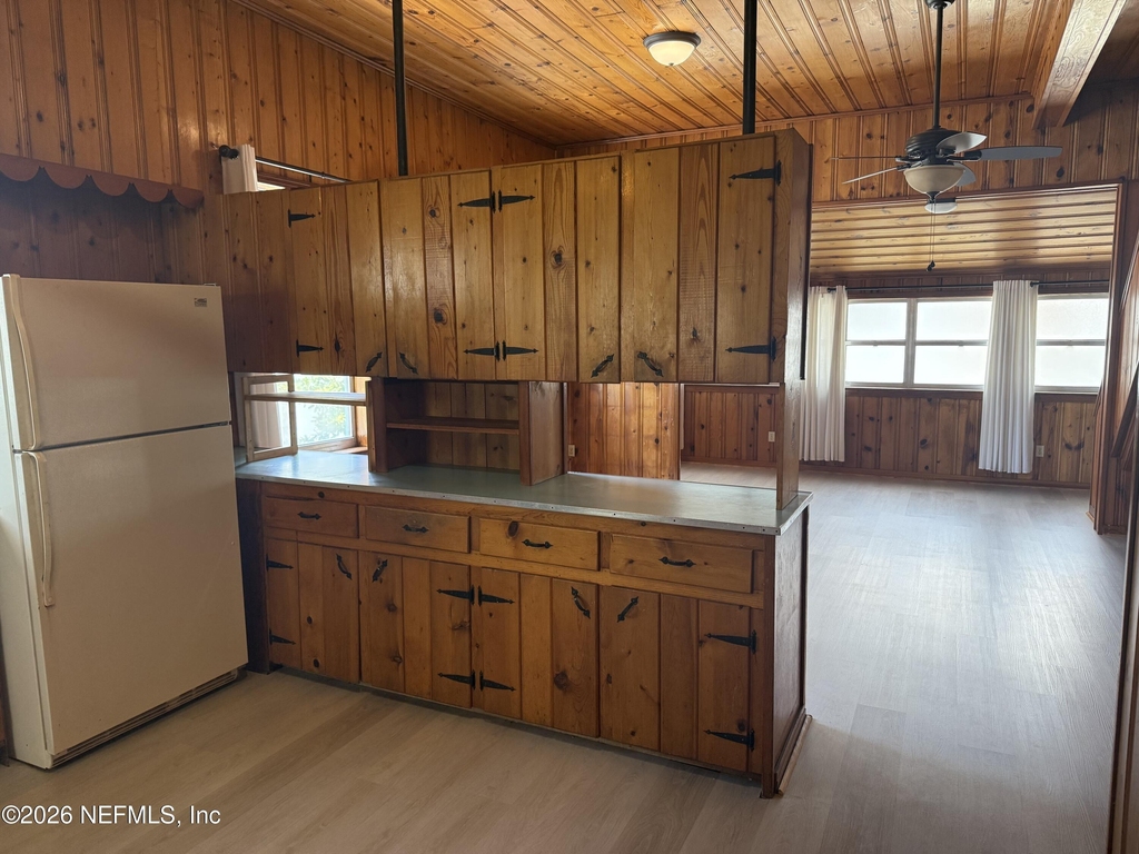 30 Cordova Street - Photo 11