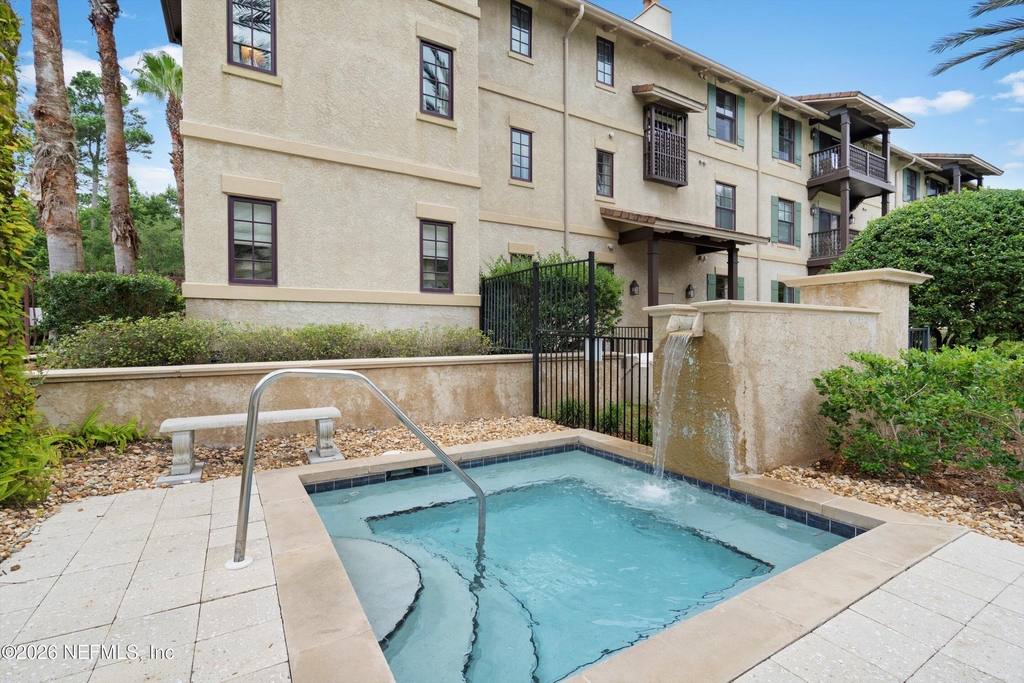 965 Registry Boulevard - Photo 4