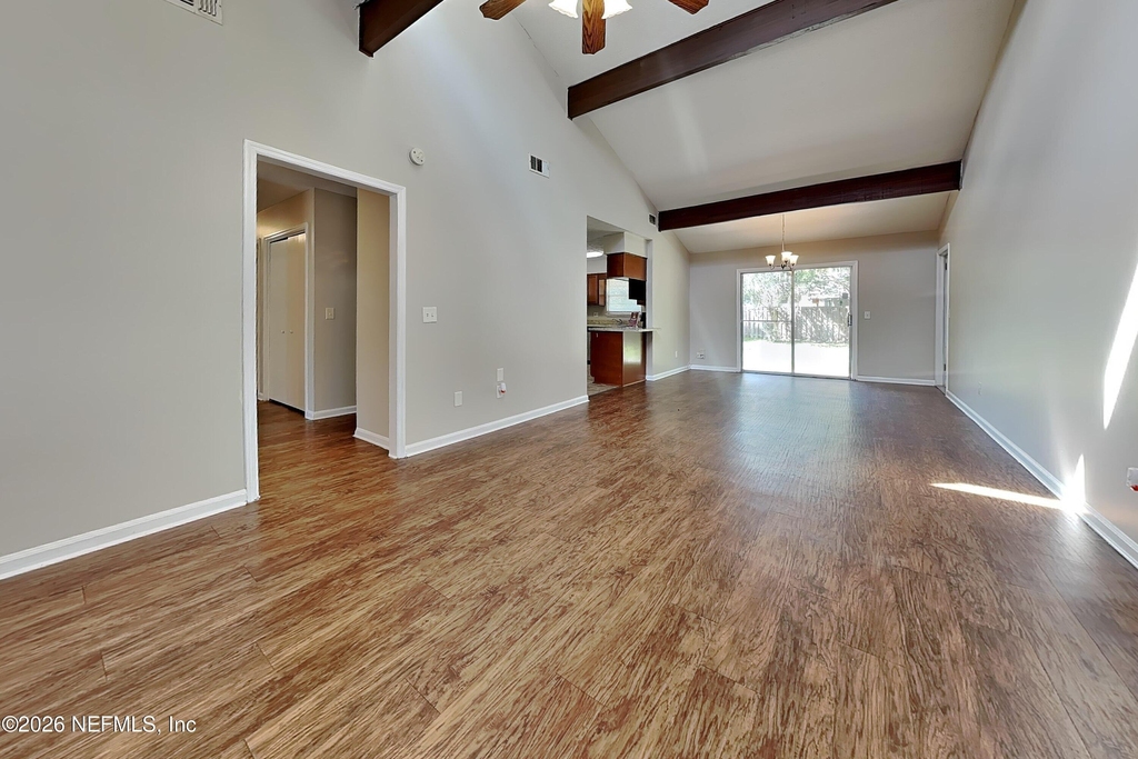 2804 Canyon Court - Photo 3