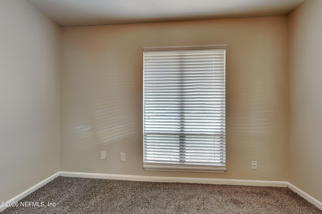 2804 Canyon Court - Photo 10