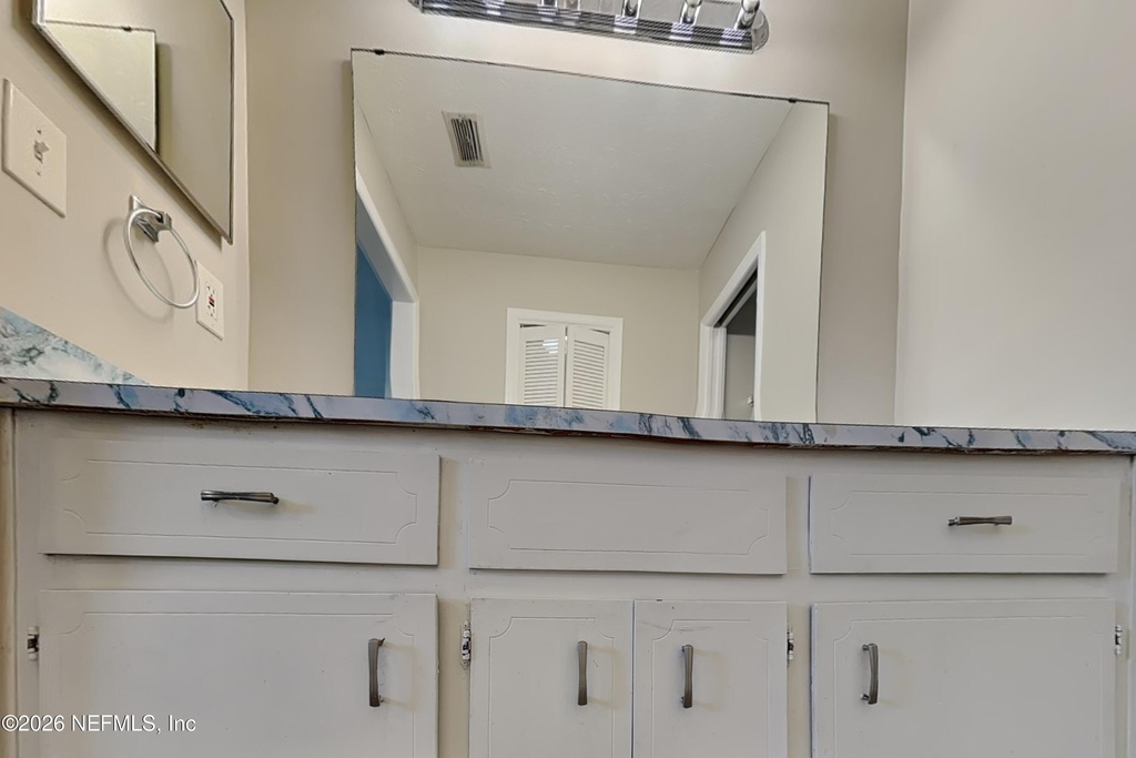 2804 Canyon Court - Photo 8