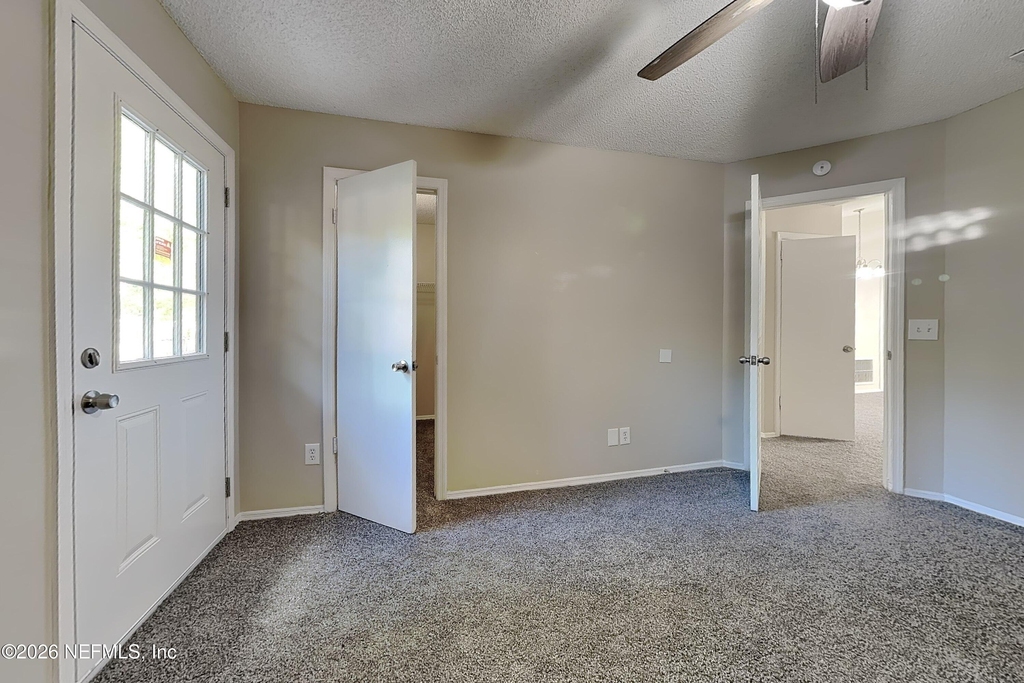 7270 Argyle Corners Drive - Photo 7