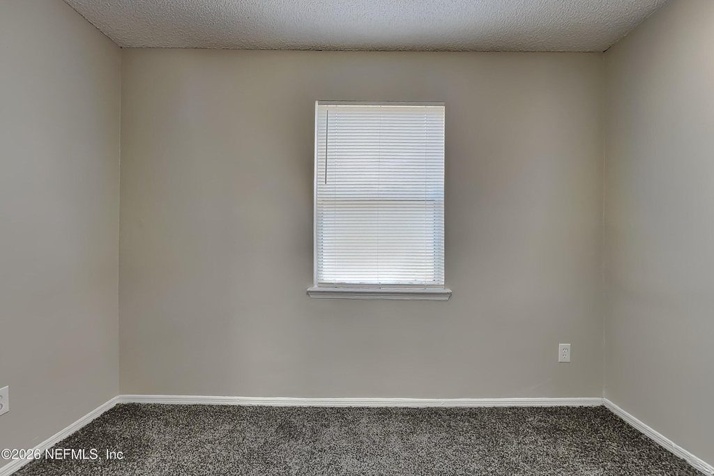 7270 Argyle Corners Drive - Photo 12