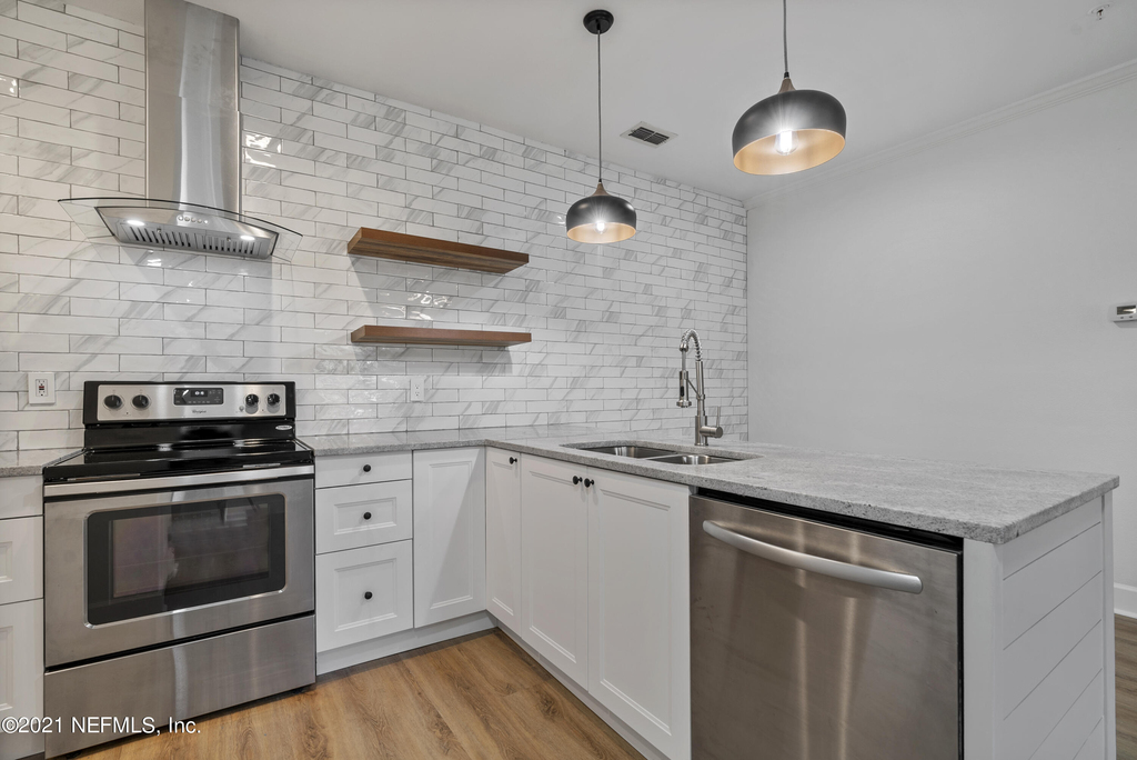 230 Colima Court - Photo 3