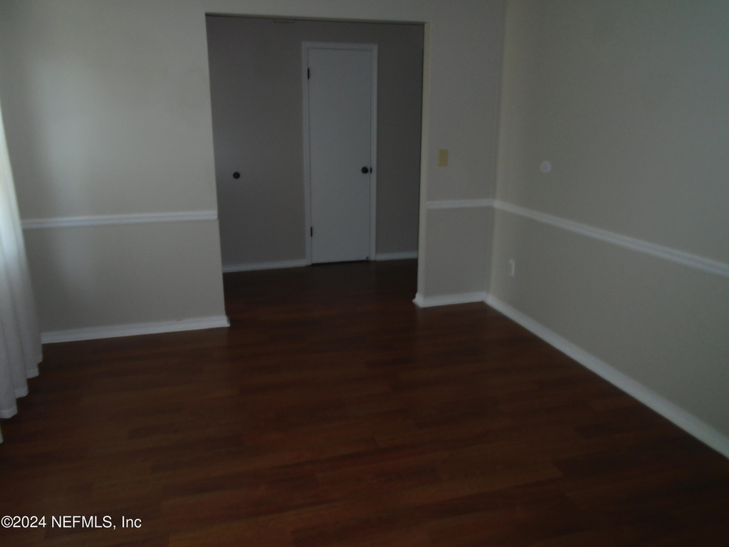6137 Island Forest Drive - Photo 7