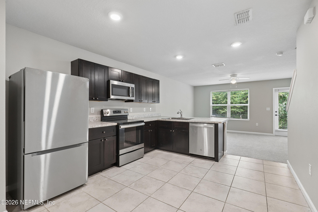 5988 Creekside Crossing Drive - Photo 5