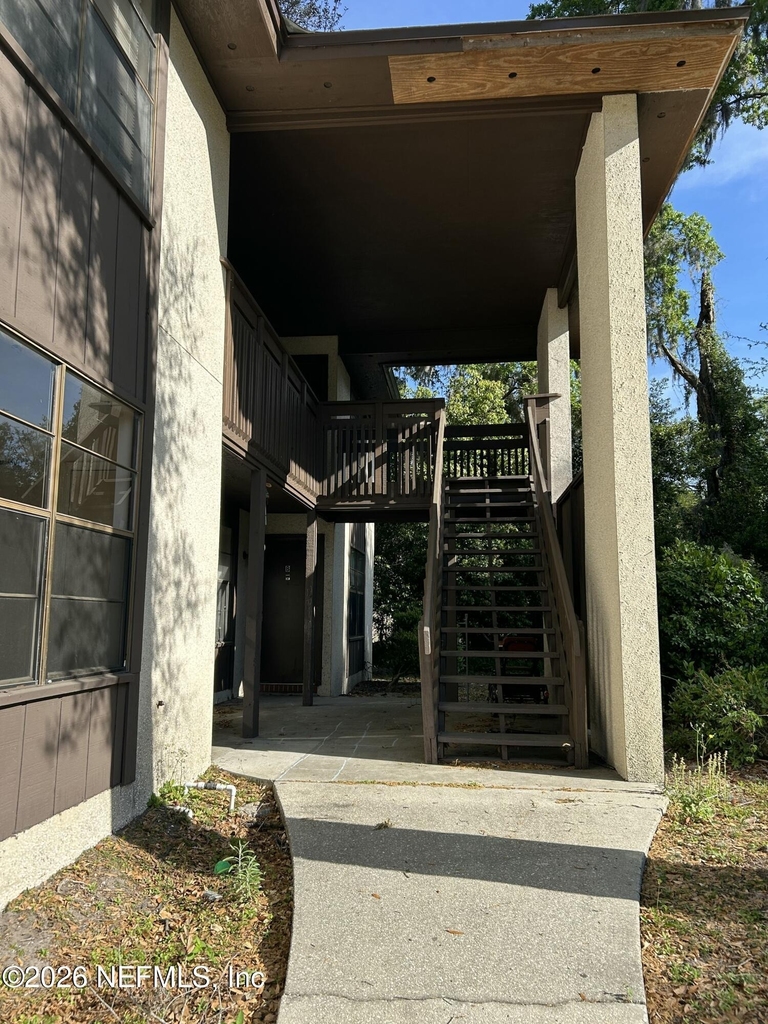 470 Crabapple Court - Photo 1