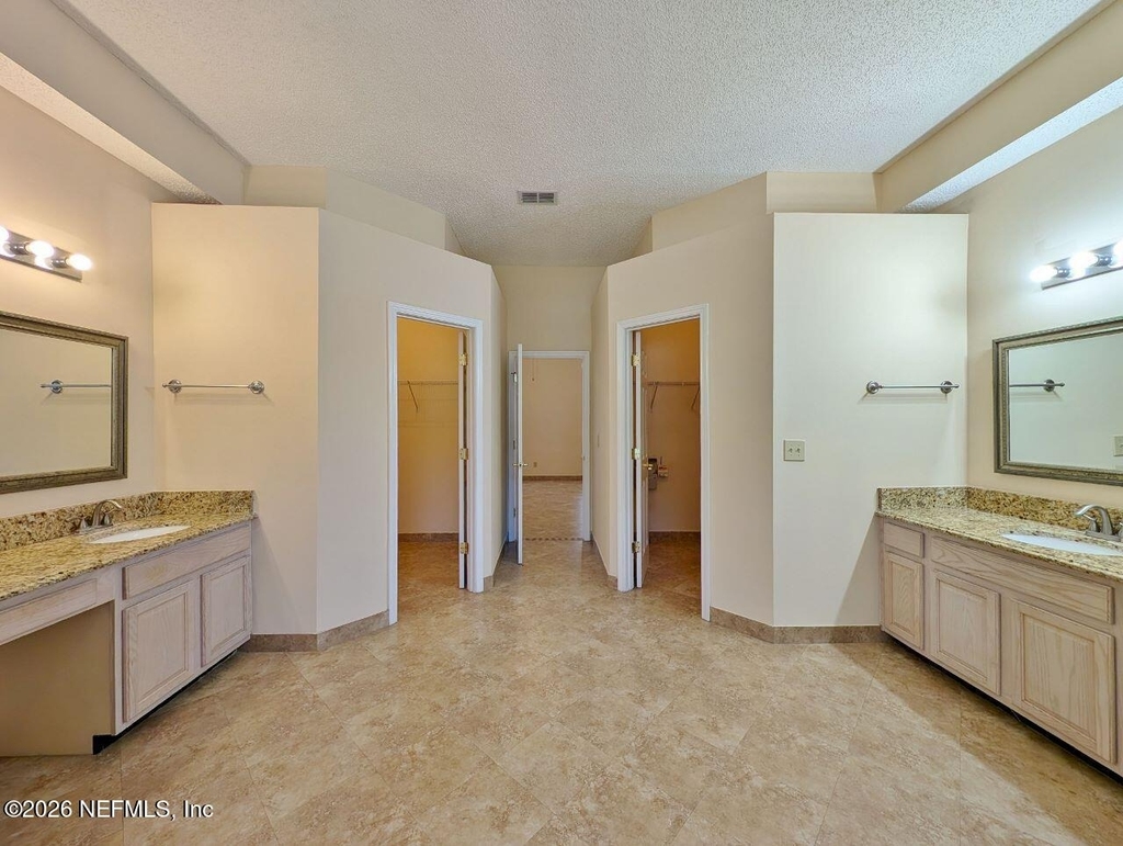 2413 Cedar Trace Drive W - Photo 17