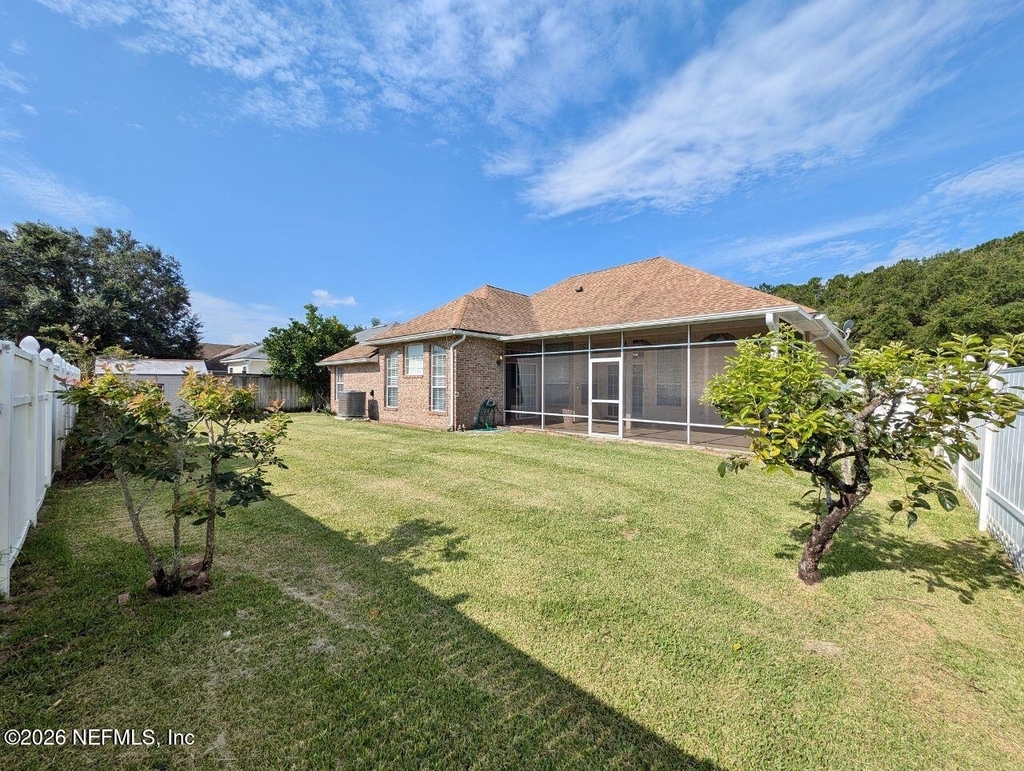 2413 Cedar Trace Drive W - Photo 26