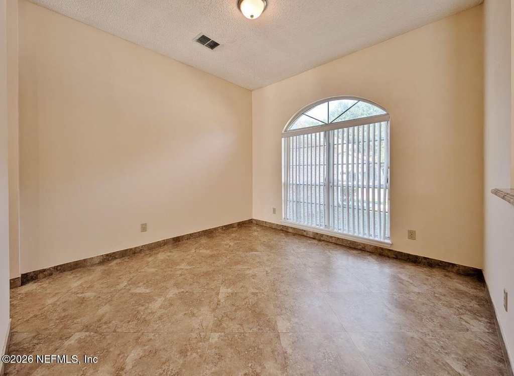 2413 Cedar Trace Drive W - Photo 7
