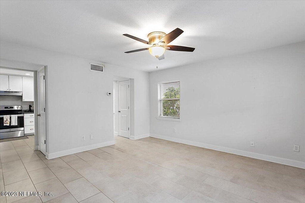 208 15th Avenue S - Photo 2