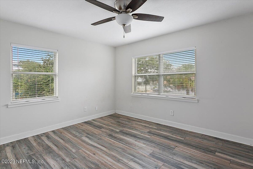208 15th Avenue S - Photo 8