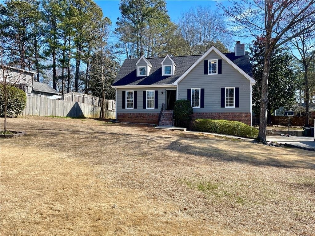 1721 Emerson Court - Photo 0