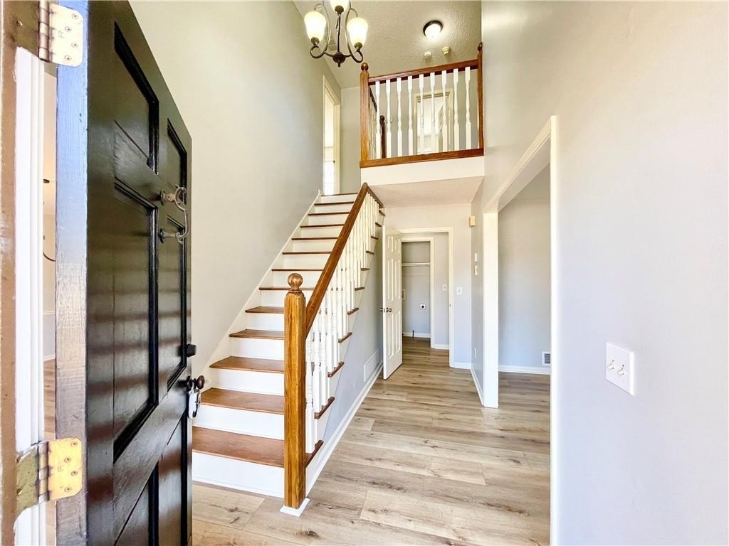 1721 Emerson Court - Photo 4