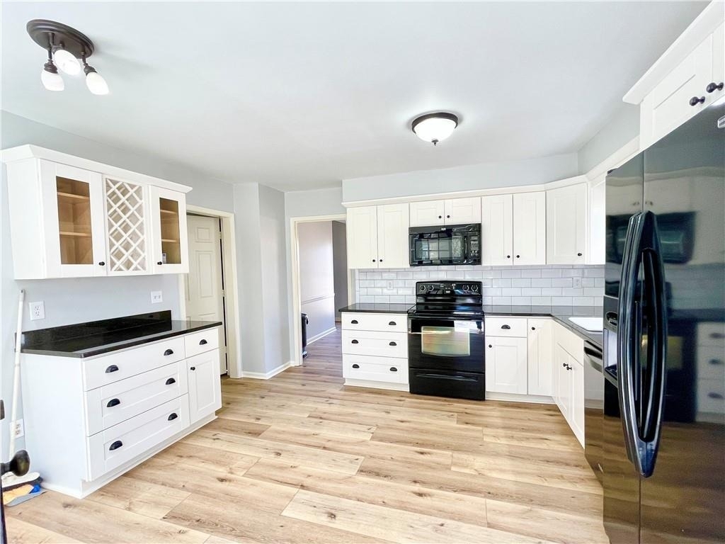 1721 Emerson Court - Photo 13