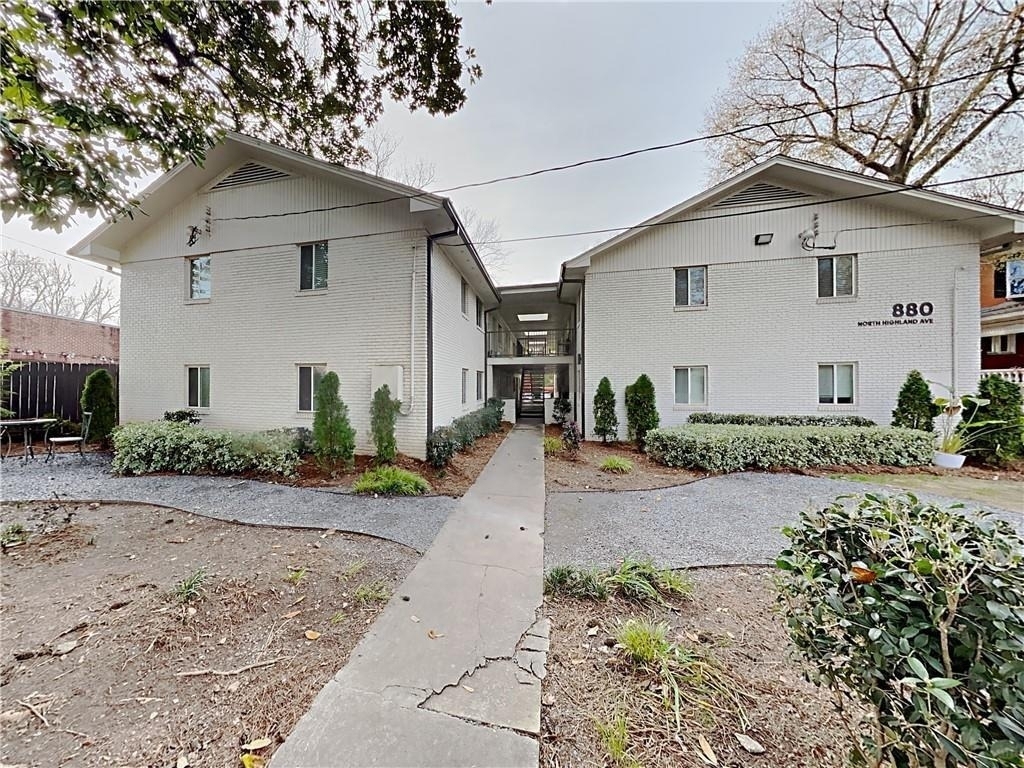 880 N Highland Avenue Ne - Photo 1
