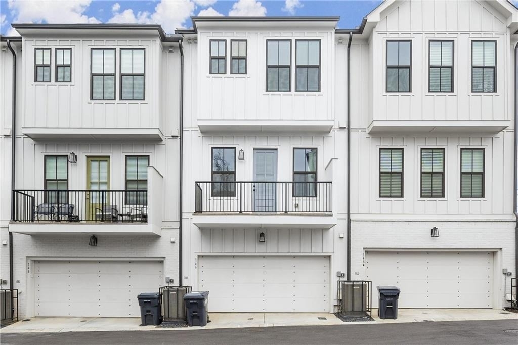 146 Chestnut Circle - Photo 1