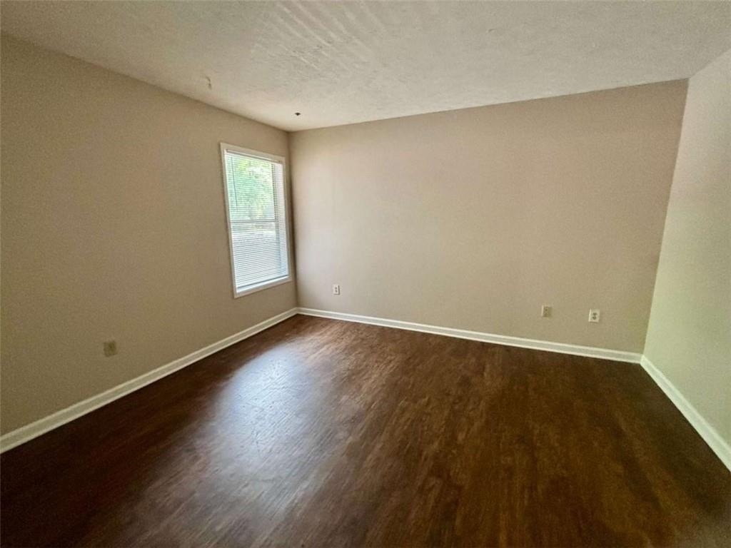 3841 Woodridge Way - Photo 15