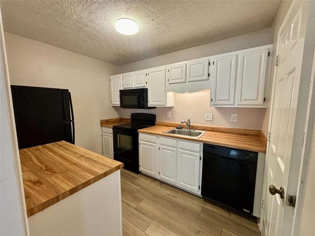 3841 Woodridge Way - Photo 6