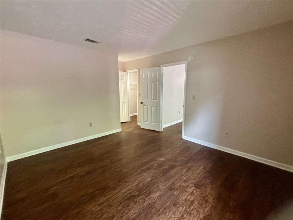3841 Woodridge Way - Photo 16
