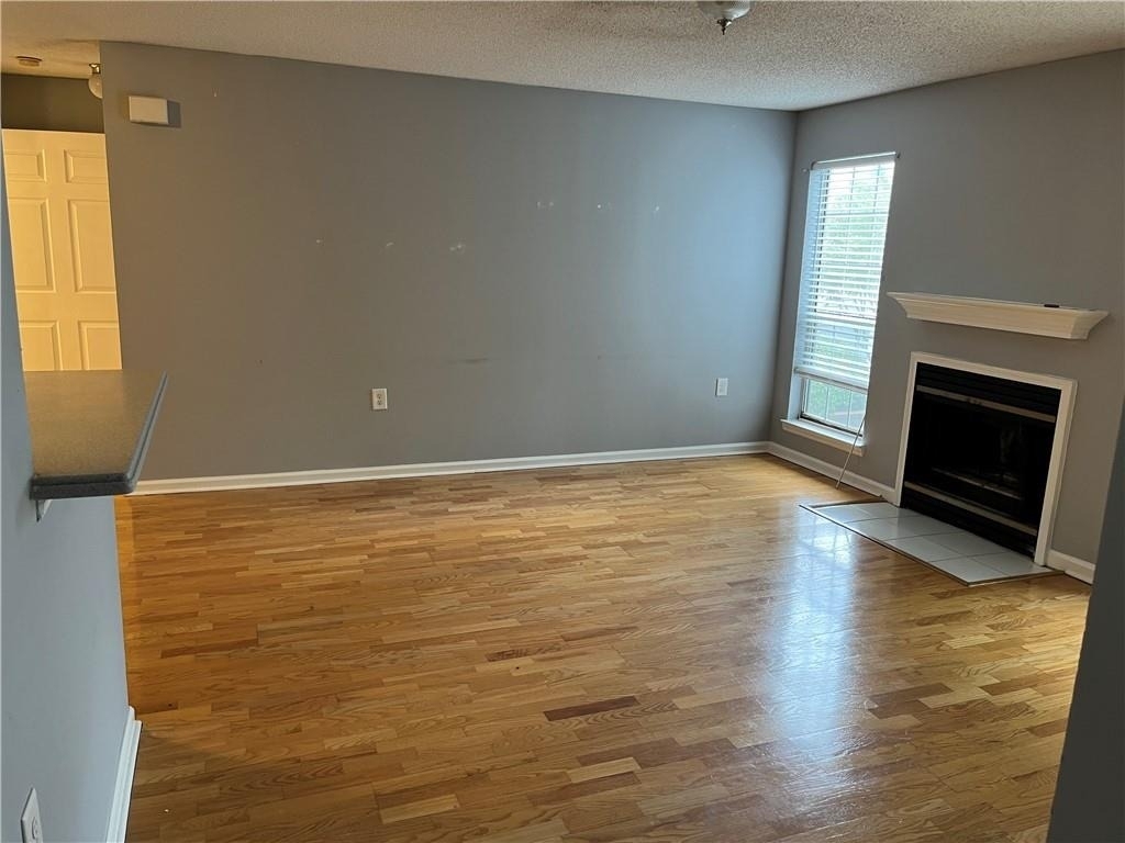 612 Granville Court - Photo 2